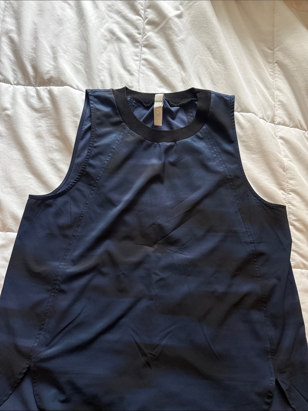 Athleta Women’s Navy Sleeveless Round-Neck Tank Top - Picture 3 of 8